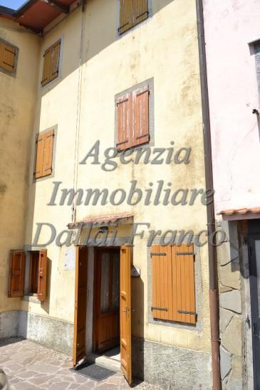 casa in Loc. Le Fratte a Firenzuola