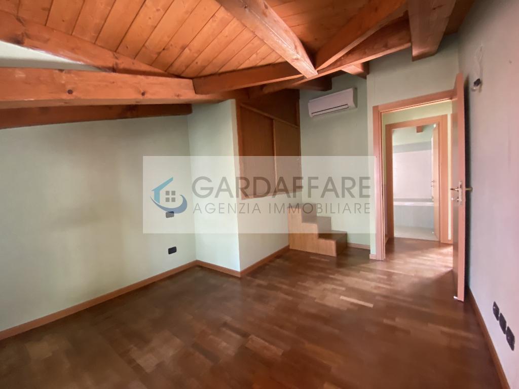 Terraced house for Buy in Lonato del Garda - Cod. h29-23-07
