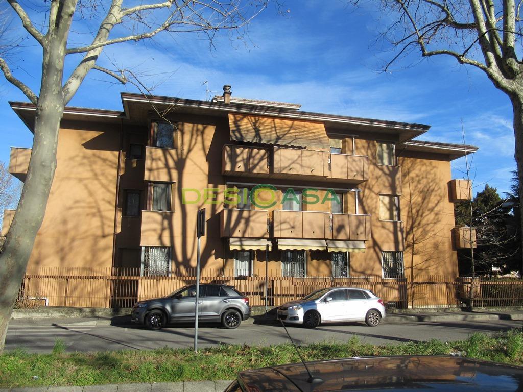 magazzino in Via Mazzini a Desio