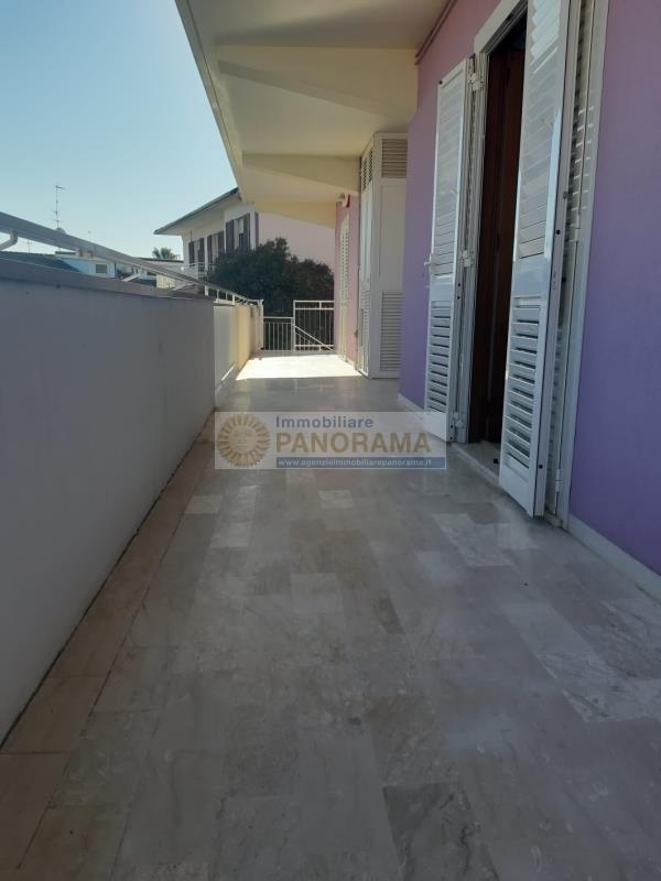 Rif. ACV117 Vendesi appartamento in villa bifamiliare a Grottammare Ascolani
