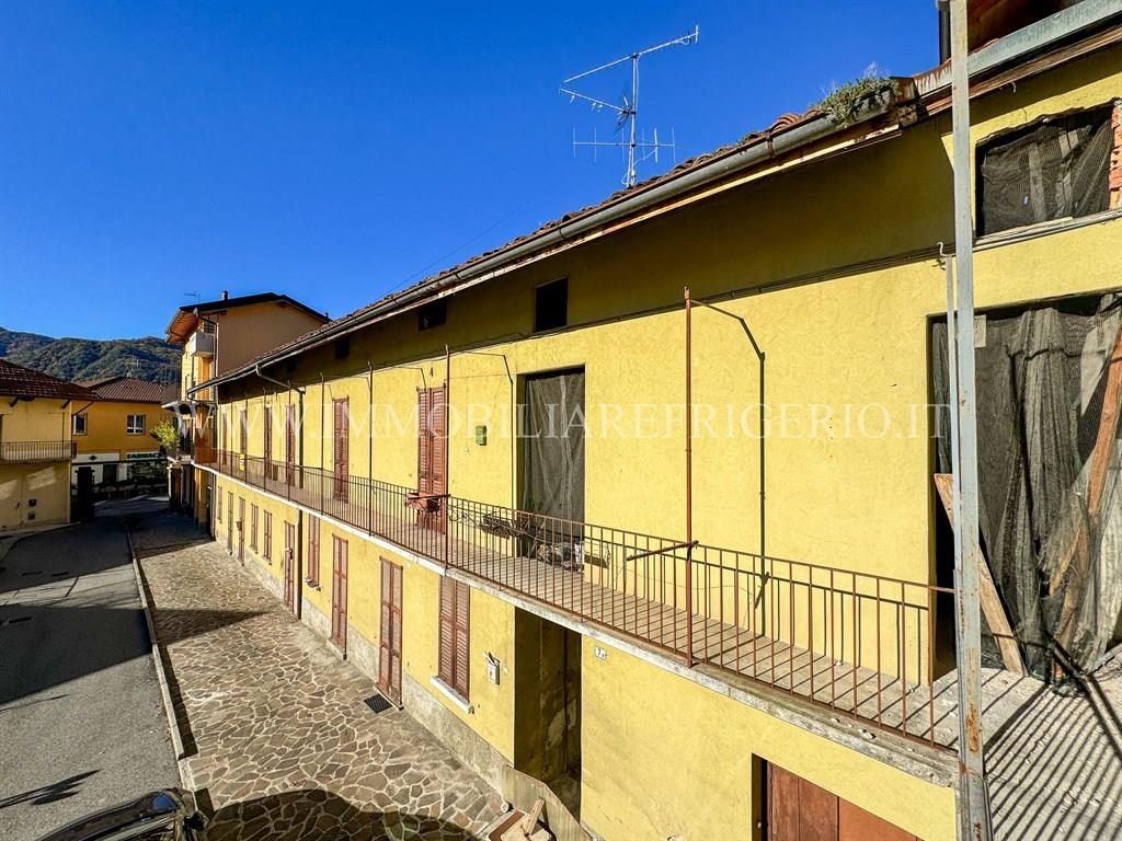 Vendita casa indipendente Calolziocorte superficie 300m2