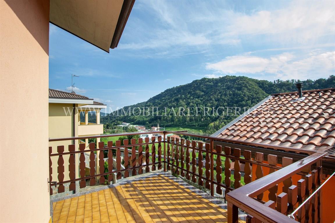 Vendita casa indipendente Torre de' Busi superficie 250m2