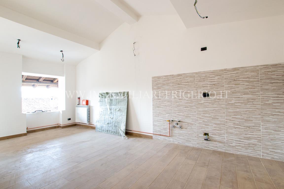 Vendita appartamento Brivio superficie 80m2