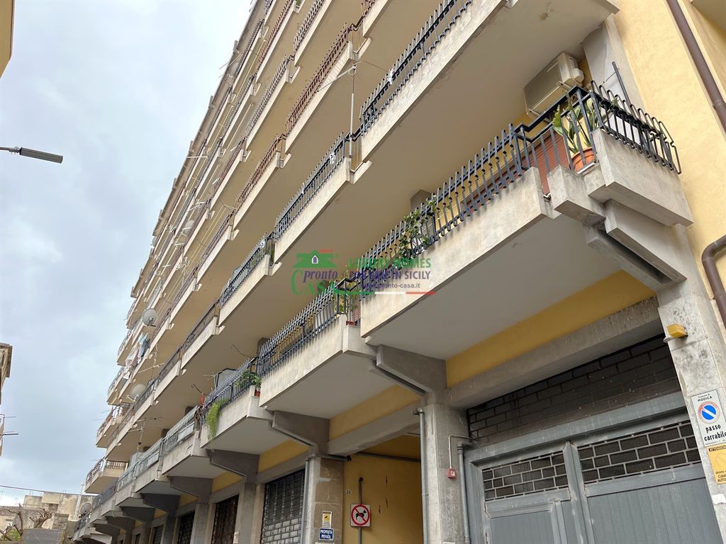 Rif.2647 - Appartamento panoramico a Modica Alta con garage