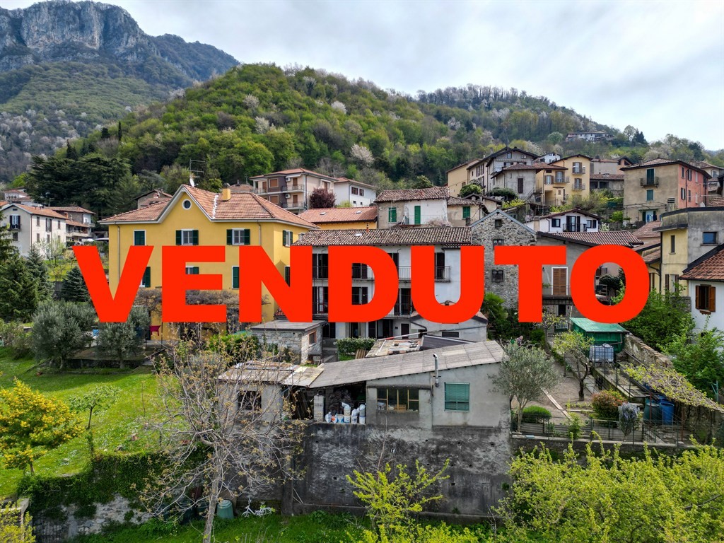 Vendita casa indipendente Calolziocorte superficie 240m2