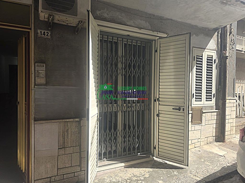 Rif. 1615 - Appartamento con ingresso indipendente a piano terra, con garage, via Annibal Caro, Gela