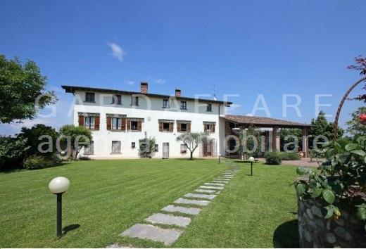 Properties in Vendita lake Garda