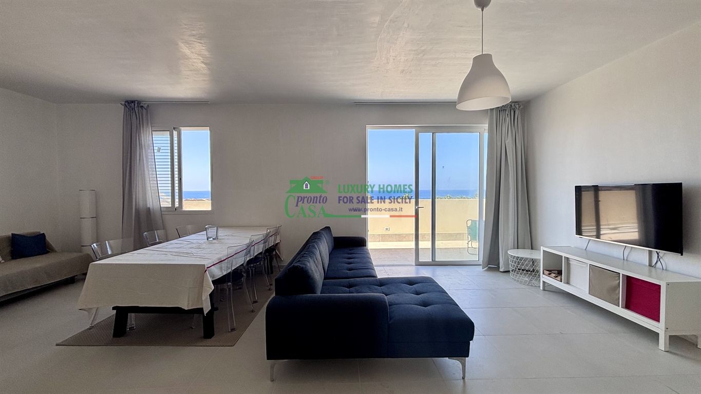Rif. 2465 - Appartamento con vista mare a Punta di Mola per locazione annuale