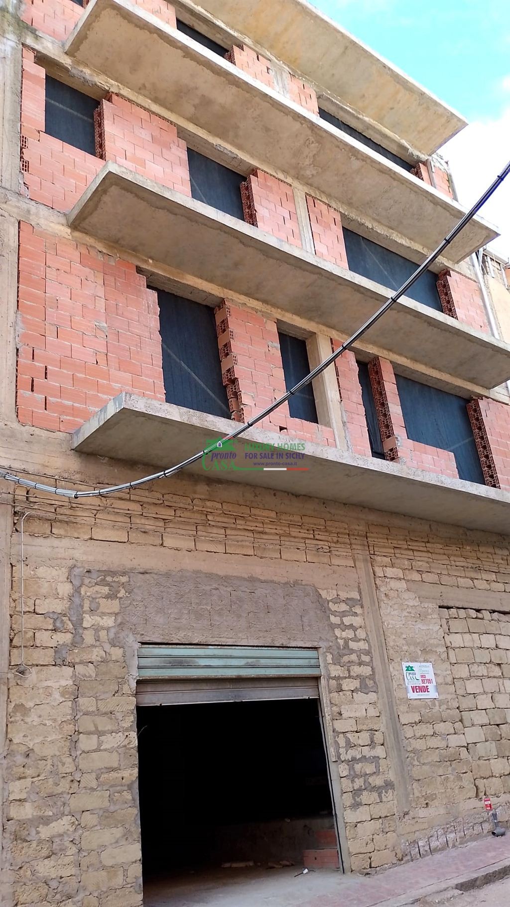 Rif. 1399 - Stabile indipendente via Ricardi n° 10, Gela