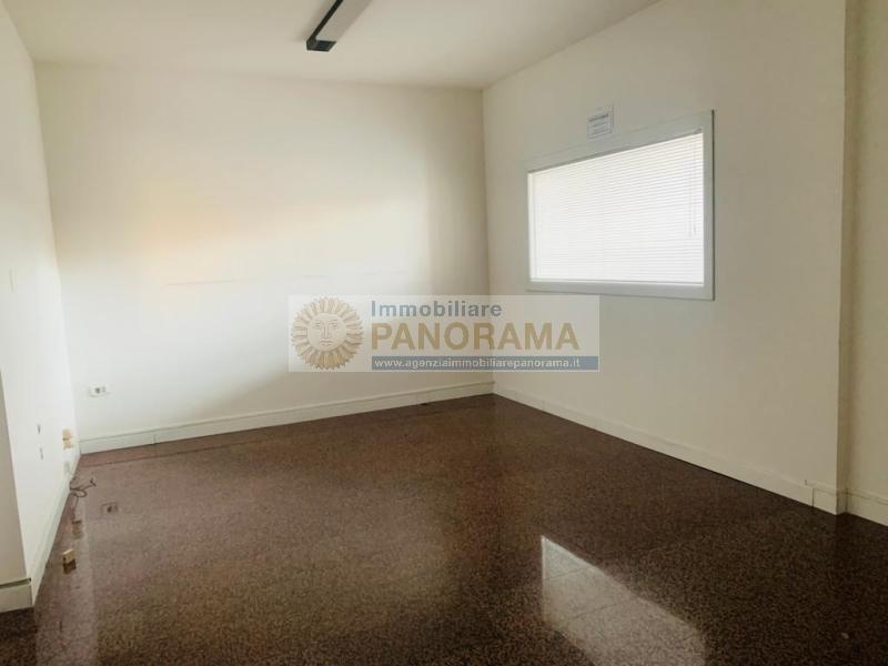 Rif. ATA233 Ufficio in affitto a San Benedetto del Tronto