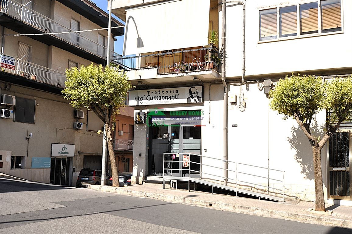 Rif. 9882 - Avviata Attività di Ristorazione