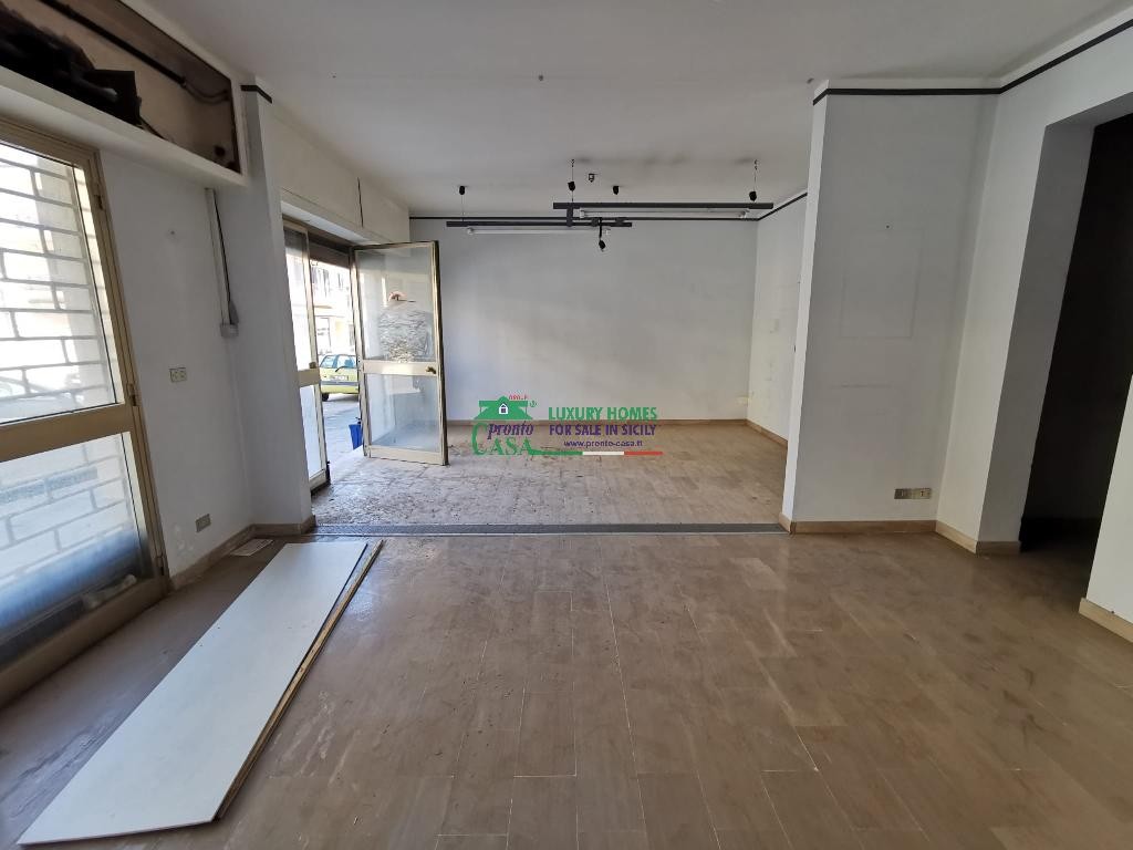 Rif. 8862 - Locale uso ufficio