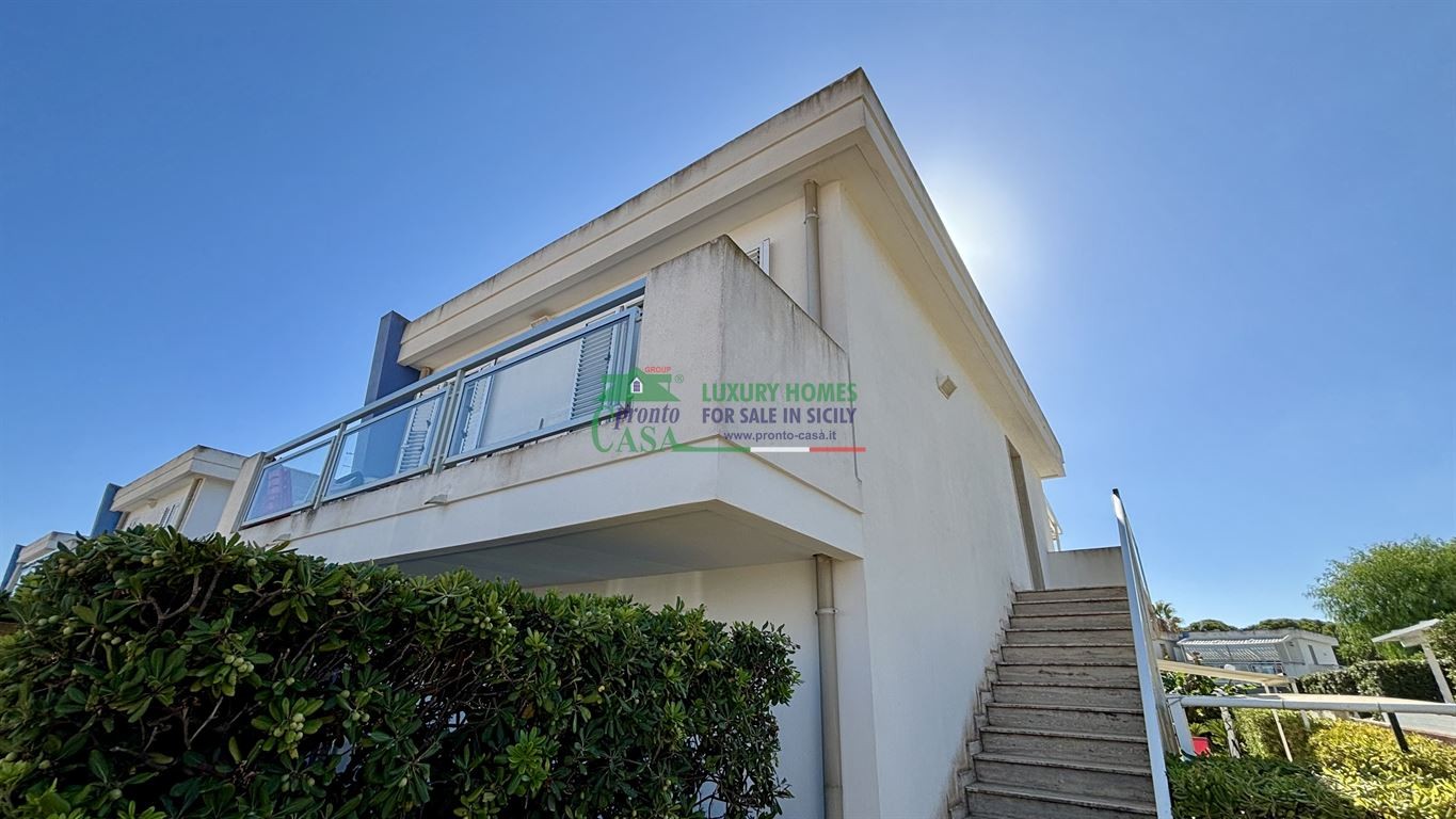 Rif. 2402 Appartamento con terrazzo per i mesi invernali, in residence a Marina di Ragusa