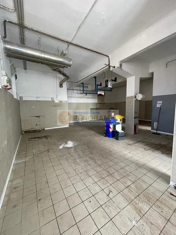 Rif. ATA316 Locale commerciale in affitto a San Benedetto del Tronto Centro
