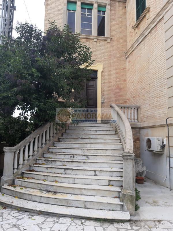 Rif. ACV121 Villa in vendita a San Benedetto del Tronto