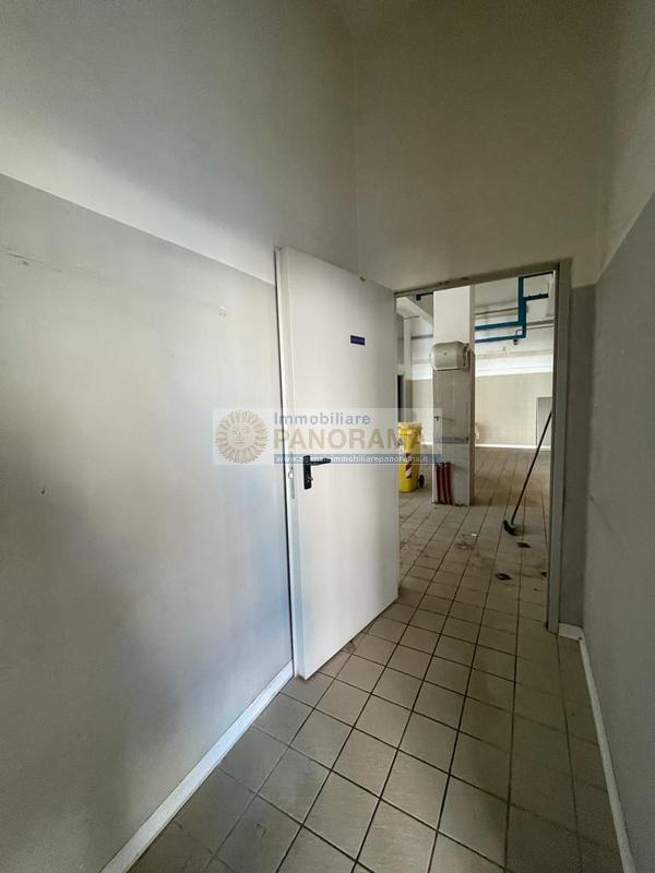 Rif. ATA316 Locale commerciale in affitto a San Benedetto del Tronto Centro