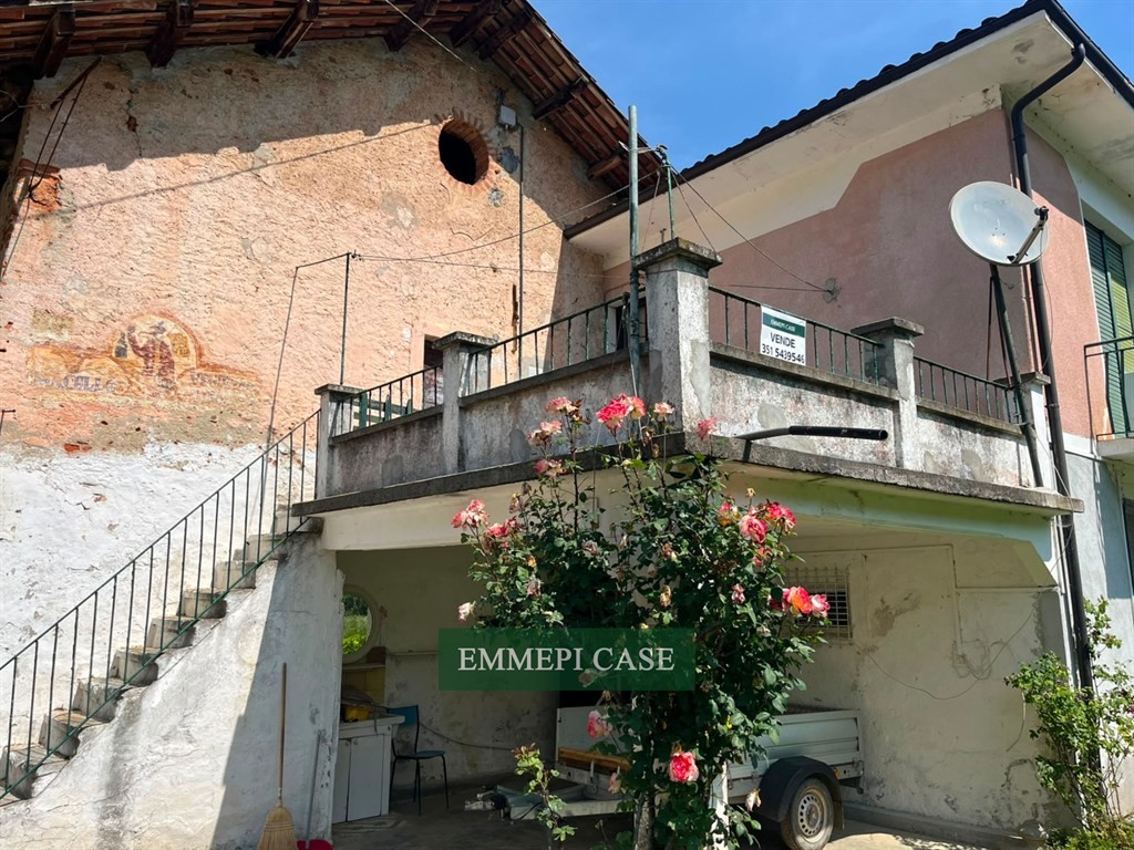 Rustico/Casale in Vendita a Cuneo