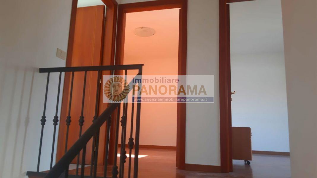 Rif. ACA243 Affittasi villa a schiera a San Benedetto del Tronto