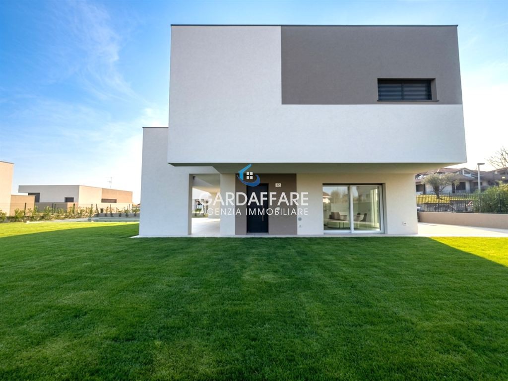 immobile al lago di garda