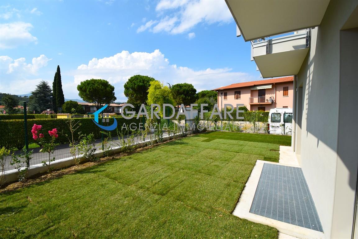 Flat for Buy in Manerba del Garda - Cod. H06-19-96 (A4)