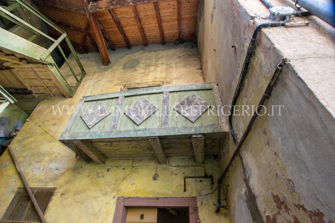 Vendita casa indipendente Vercurago superficie 196m2