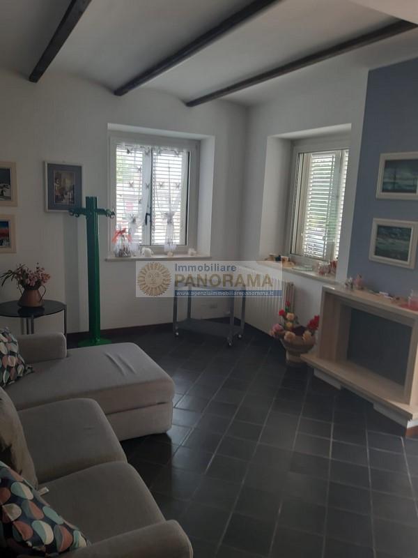 Rif. ACA100 Appartamento in villa in affitto a San Benedetto del Tronto