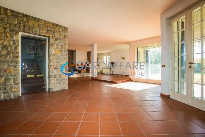 Villa for Buy in Puegnago sul Garda - Cod. 22-78