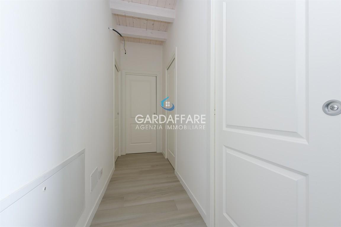 Apartment Luxus-Immobilien zum Verkauf in Desenzano del Garda - Cod. h23-23-51