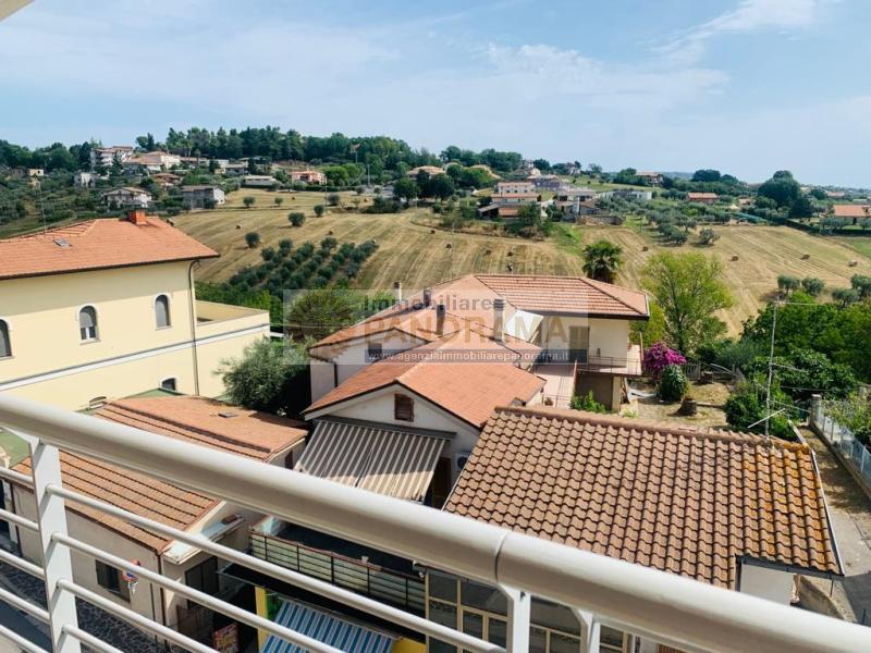 Rif. ATV214 Vendesi appartamento a Corropoli