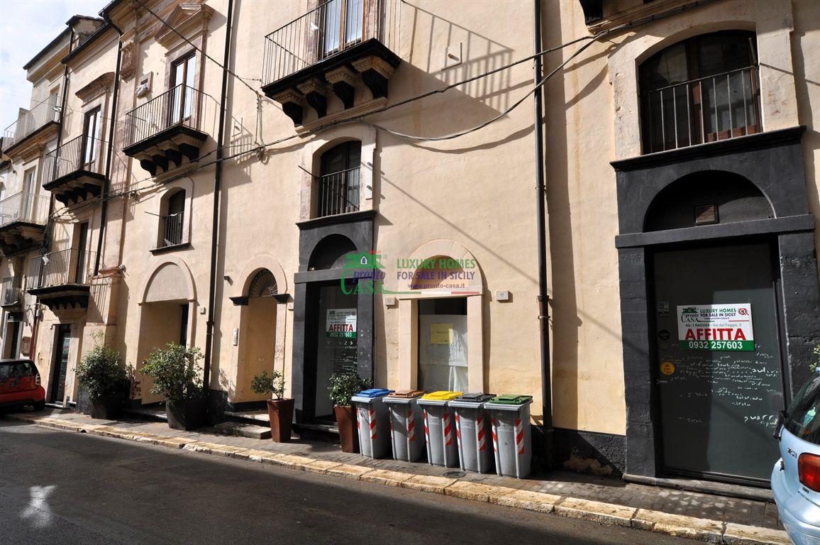 magazzino a Ragusa 175 metri quadri