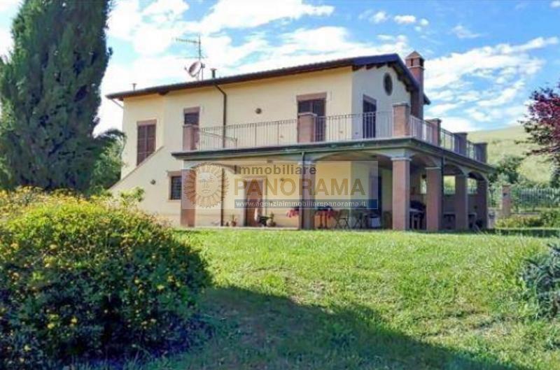 Rif. ATV222 Casale in vendita a Monteprandone con piscina