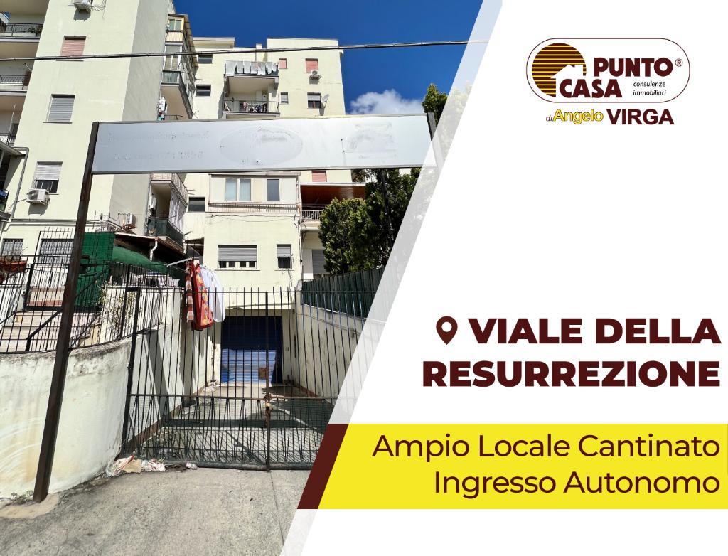 magazzino in Viale della Resurrezione a Palermo