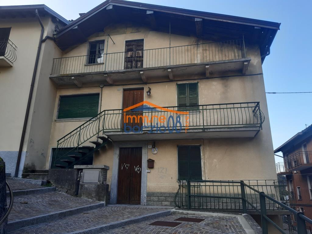 casa a Cortenova 370 metri quadri