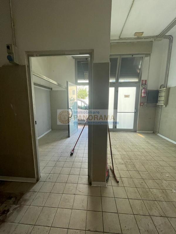 Rif. ATA316 Locale commerciale in affitto a San Benedetto del Tronto Centro