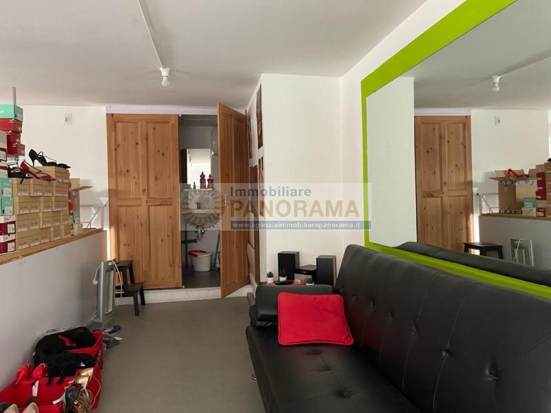 Rif. ATA263 Locale commerciale in affitto a San Benedetto del Tronto