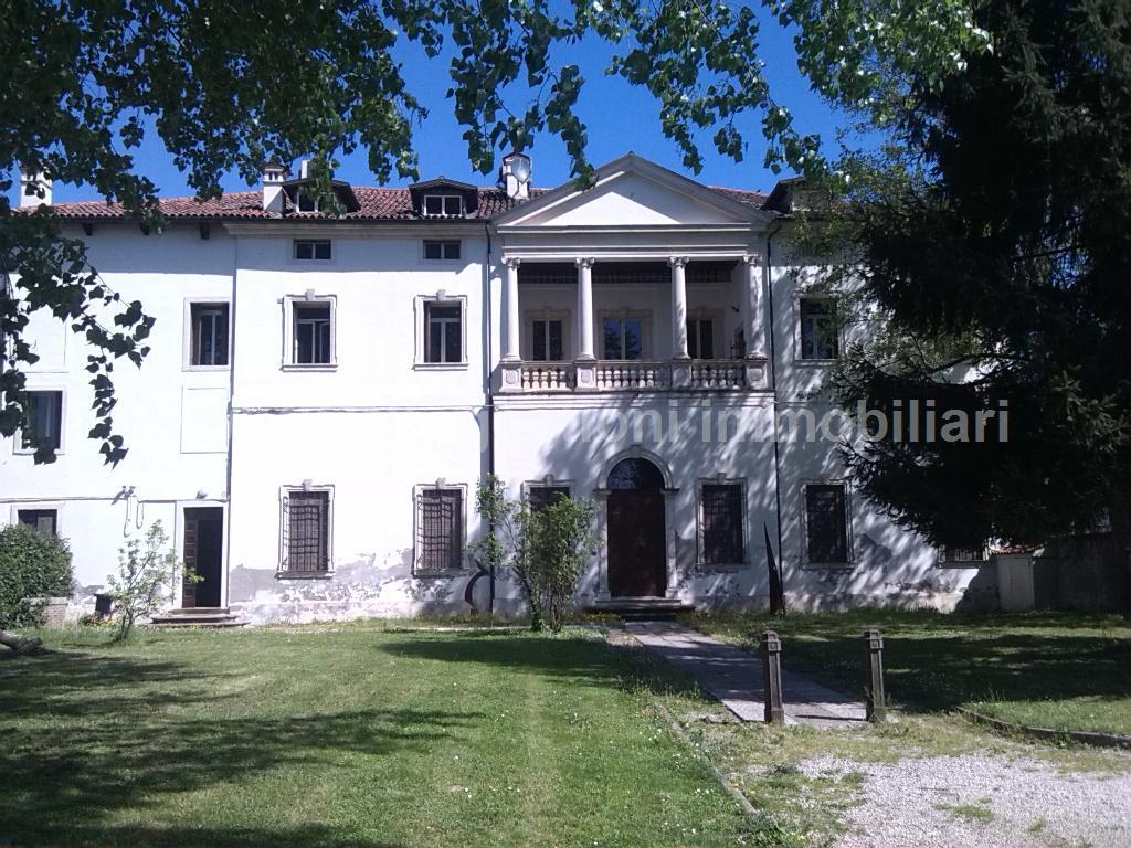 villa in Strada dei Pizzolati a Vicenza