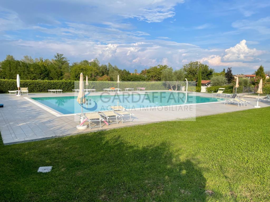Villa Luxury Properties for Buy in Desenzano del Garda - Cod. h37-22-11