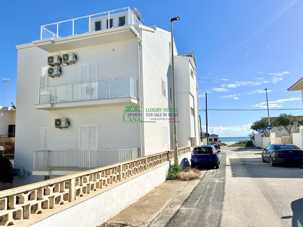 Rif. 2341 Appartamento ristrutturato a Kaukana a 10 metri dal mare