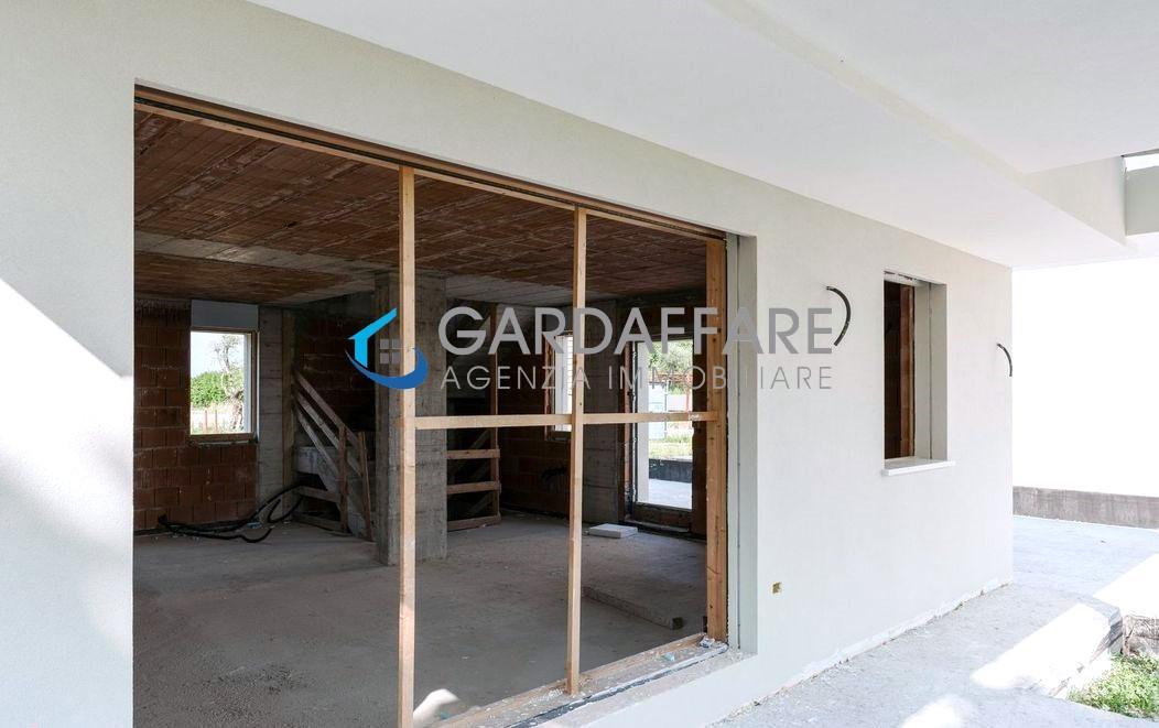 Villa for Buy in Moniga del Garda - Cod. 20-03
