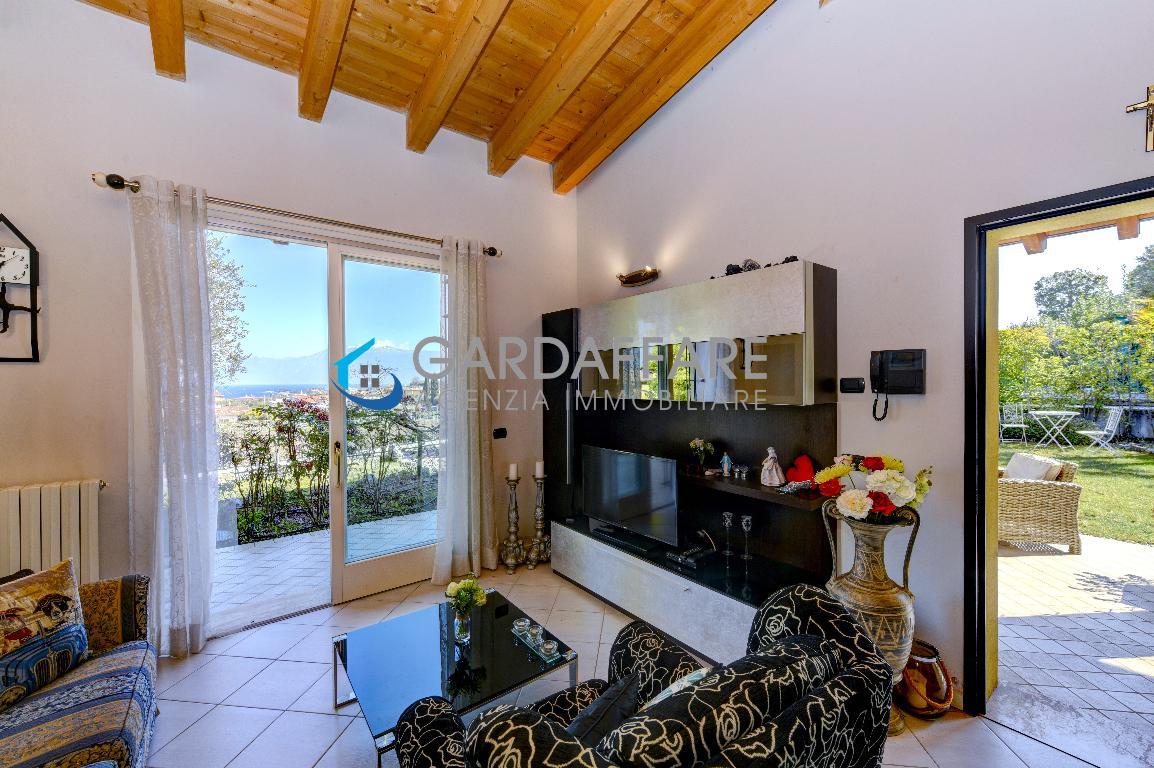 properties in Vendita lago di garda