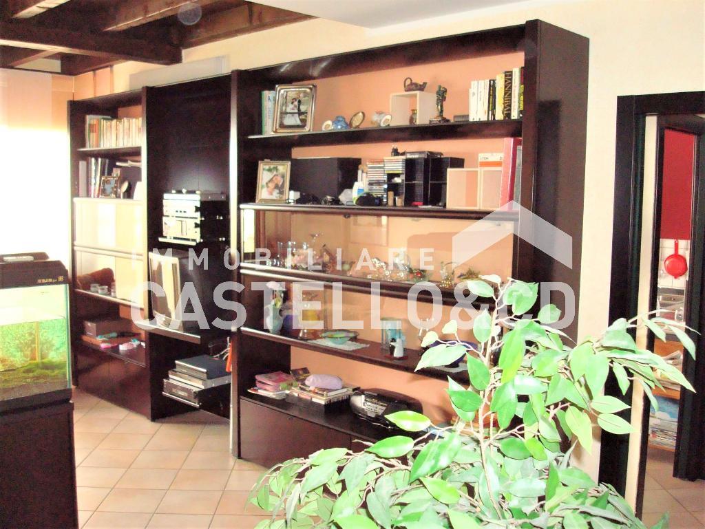 appartamento in VIA GIULIO CESARE a Desenzano del Garda