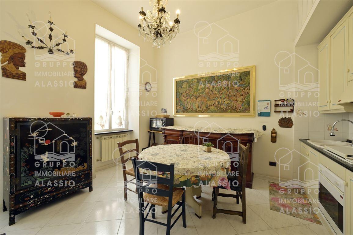 Budello di Alassio: appartamento nei pressi di via Torino