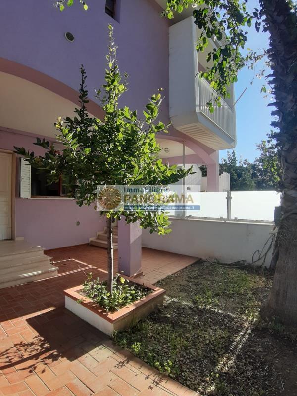 Rif. ACV117 Vendesi appartamento in villa bifamiliare a Grottammare Ascolani