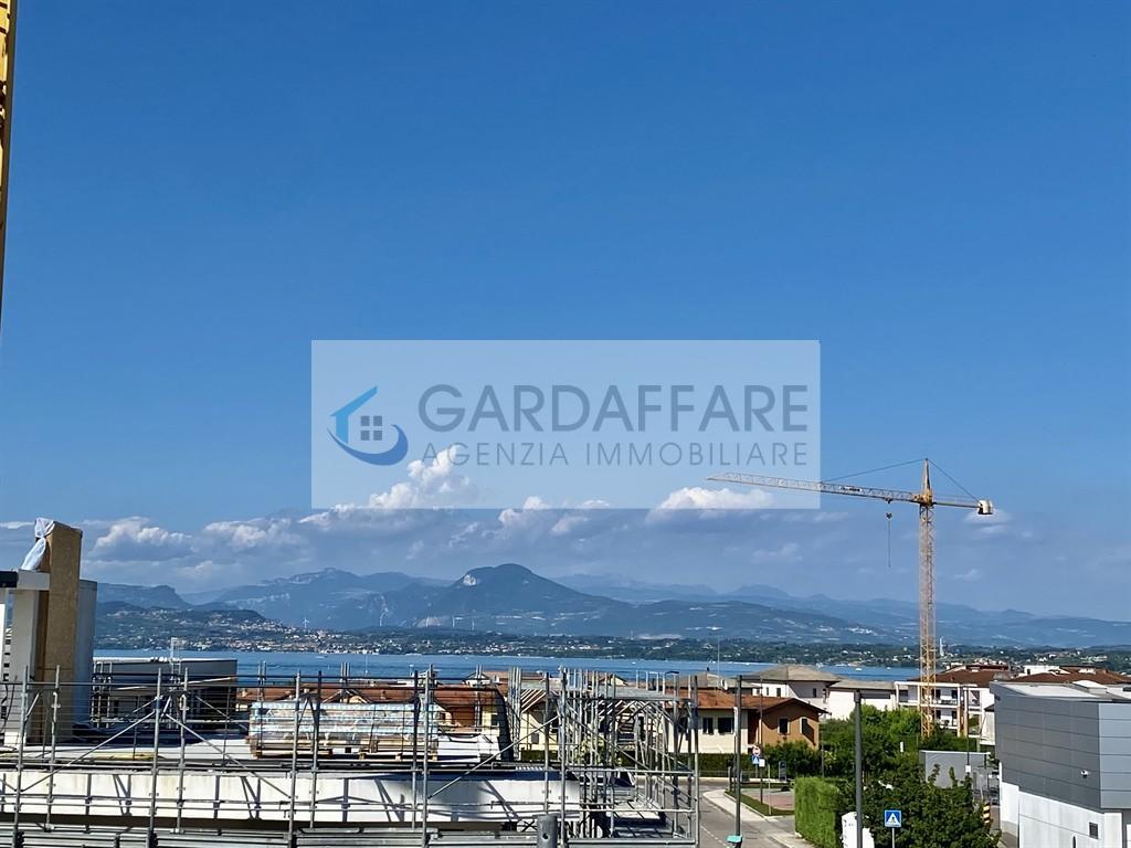 Penthouse Luxury Properties for Buy in Peschiera del Garda - Cod. h43-23-29