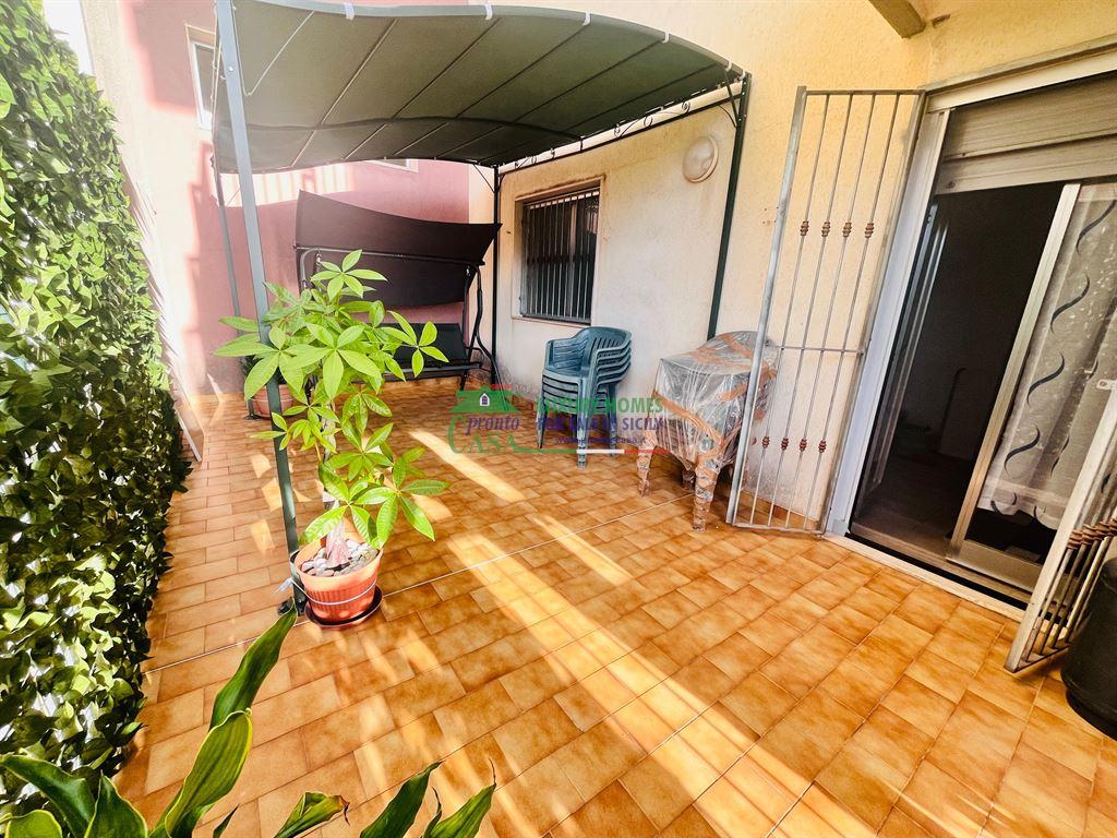Rif: 2641 - Comodo appartamento con garage e verandina, Comiso