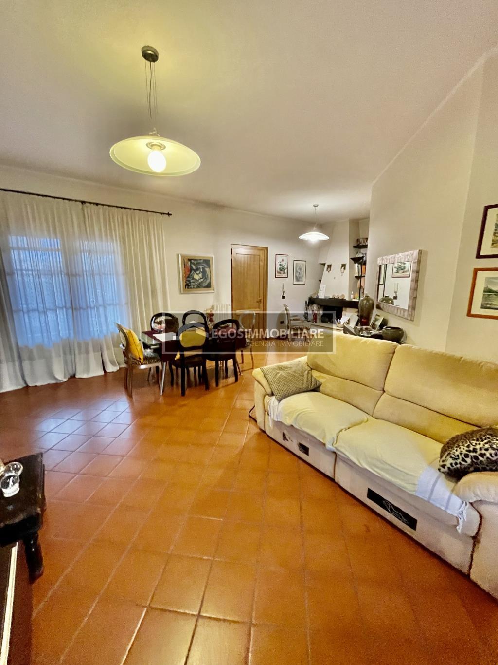 appartamento in Via Vaccarolo a Desenzano del Garda
