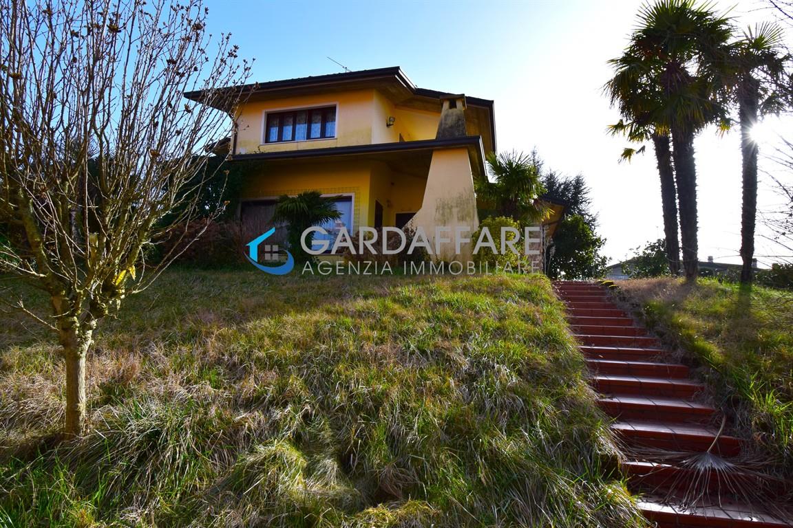 Villa for Buy in Manerba del Garda - Cod. 19-91