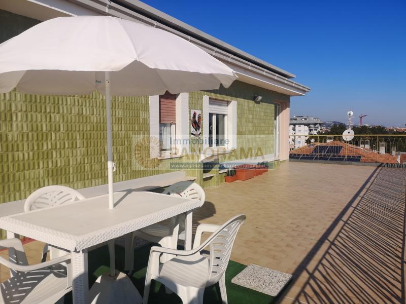 Rif. ATAE317 Appartamento in affitto estivo a Porto d'Ascoli