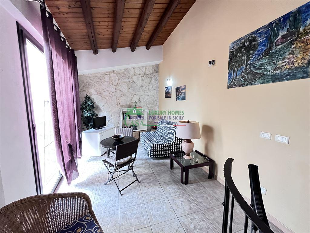 CASA SINGOLA ARREDATA ZONA IMMACOLATA