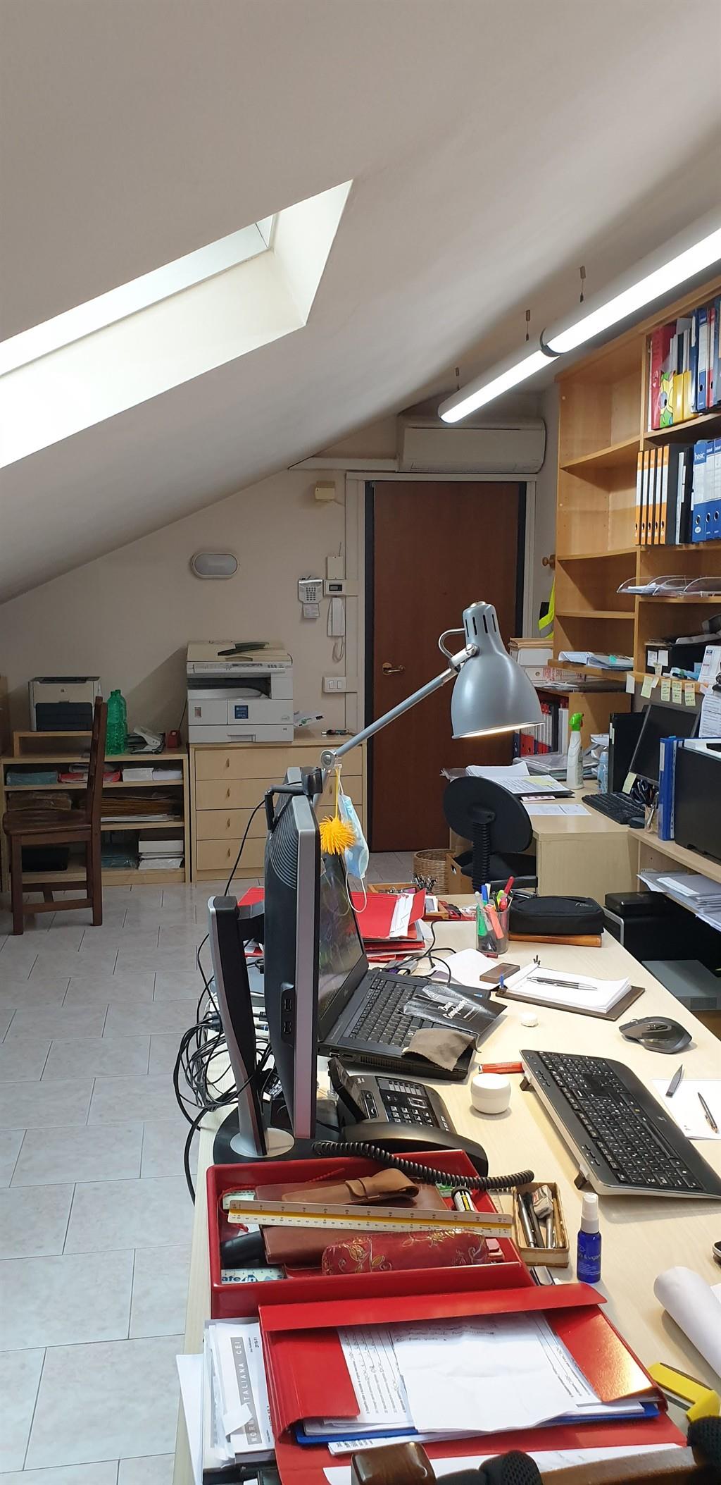 magazzino a Desio 30 metri quadri